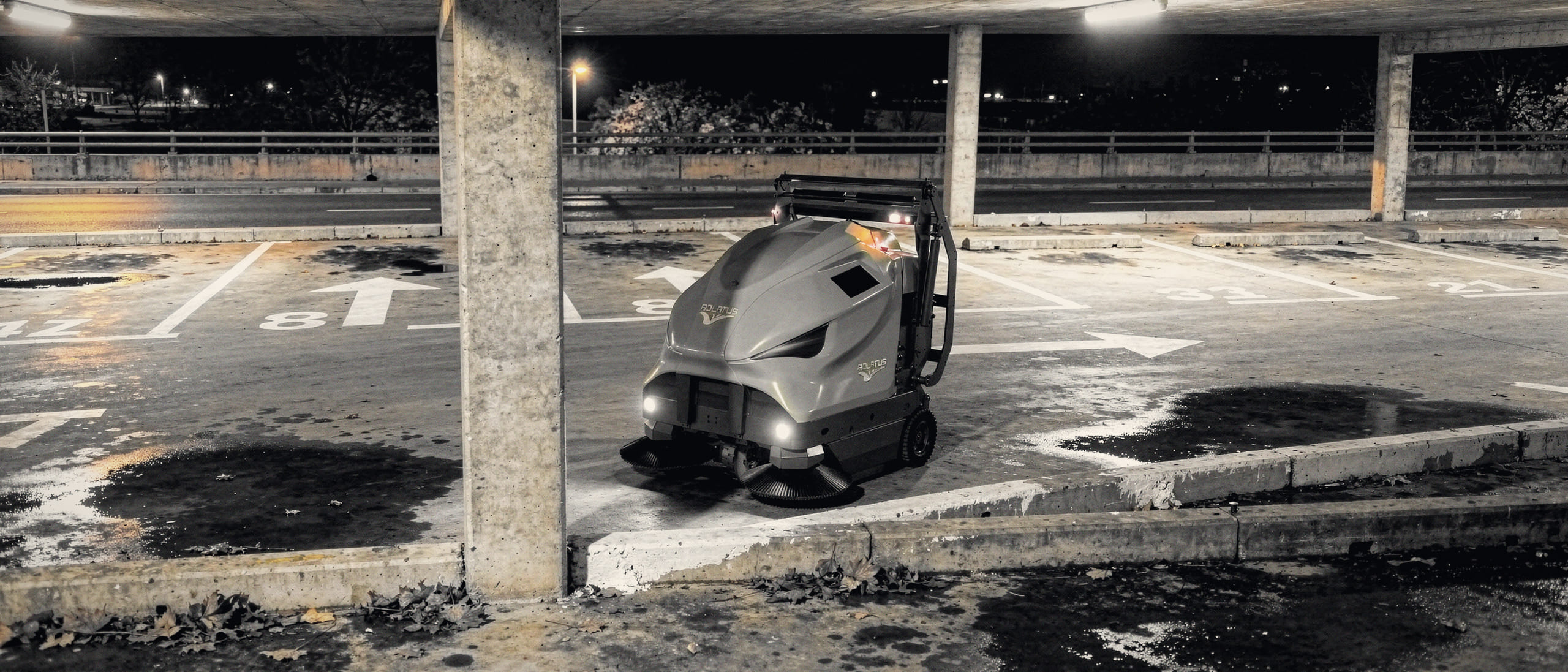 Reinigungsroboter Adlatus SR1300